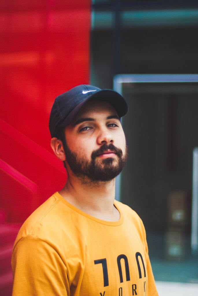 foto ragazzo sconosciuto